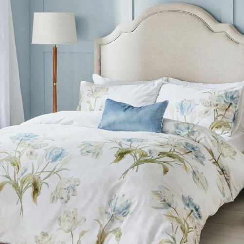Floral print and stripes Gosford, Laura Ashley. Reversible and includes duvet cover and pillowcase.