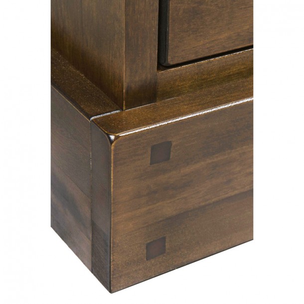 Dresser 8 dark chestnut drawers. Garrat Collection, Laura Ashley. Drawers with different capacities. Solid birch.