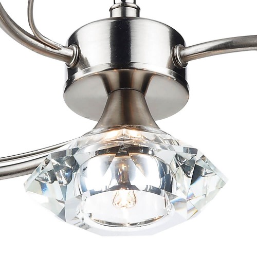 Lámpara de techo Luther con 4 puntos de luz, semi empotrada. Acabado cromo satinado con cristal facetado.