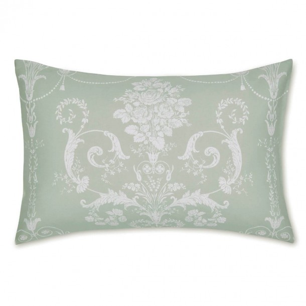 Diseño floral clásico, Laura Ashley. Inspirado en la Francia del S. XVIII, verde. Algodón satén de 200 hilos. Reversible.