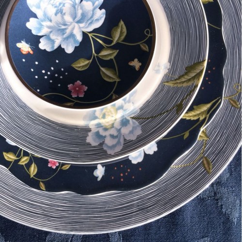 Heritage night blue striped dinner plate, Laura Ashley. Diameter 20 cm. Made of porcelain. Dishwasher safe.