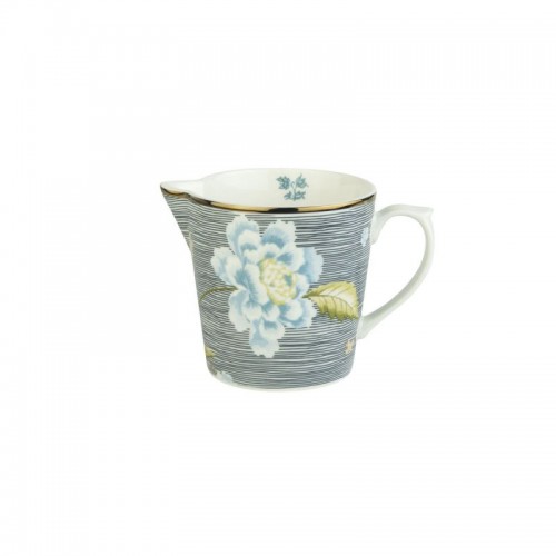 Night blue striped milk jug. Heritage Collection, Laura Ashley. Capacity 25cl. Made of porcelain. Dishwasher safe.