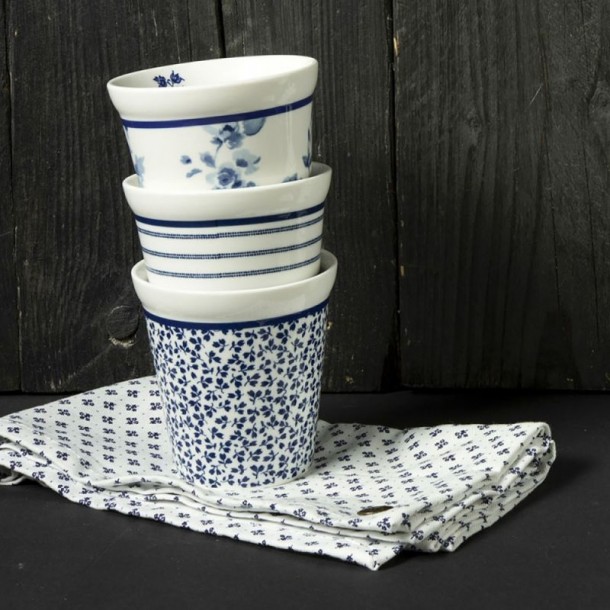 Mug without handle for a juice or smoothie. Floris print from the Blueprint collection, by Laura Ashley.