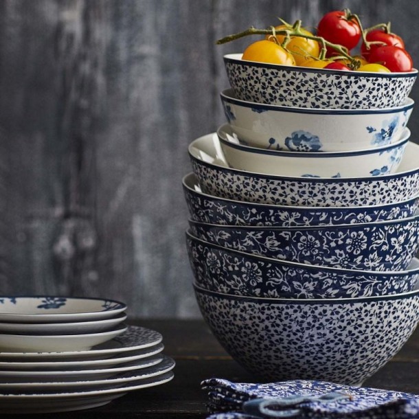 Sweet Allysum bowl 16 cm, with blue rose print. Blueprint Collection, by Laura Ashley. Available in various designs.