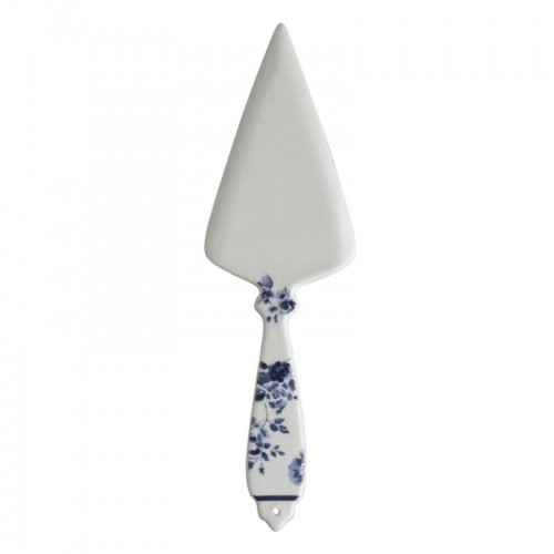 China Rose cake palette. In blue and white ceramic. Blueprint Collection, Laura Ashley. Complete the collection.