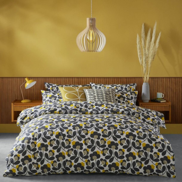 Set de cama Orla Kiely. Estilo kimono clásico con flores japonesas retro. Algodón 100 % color grafito y amarillo diente de león.