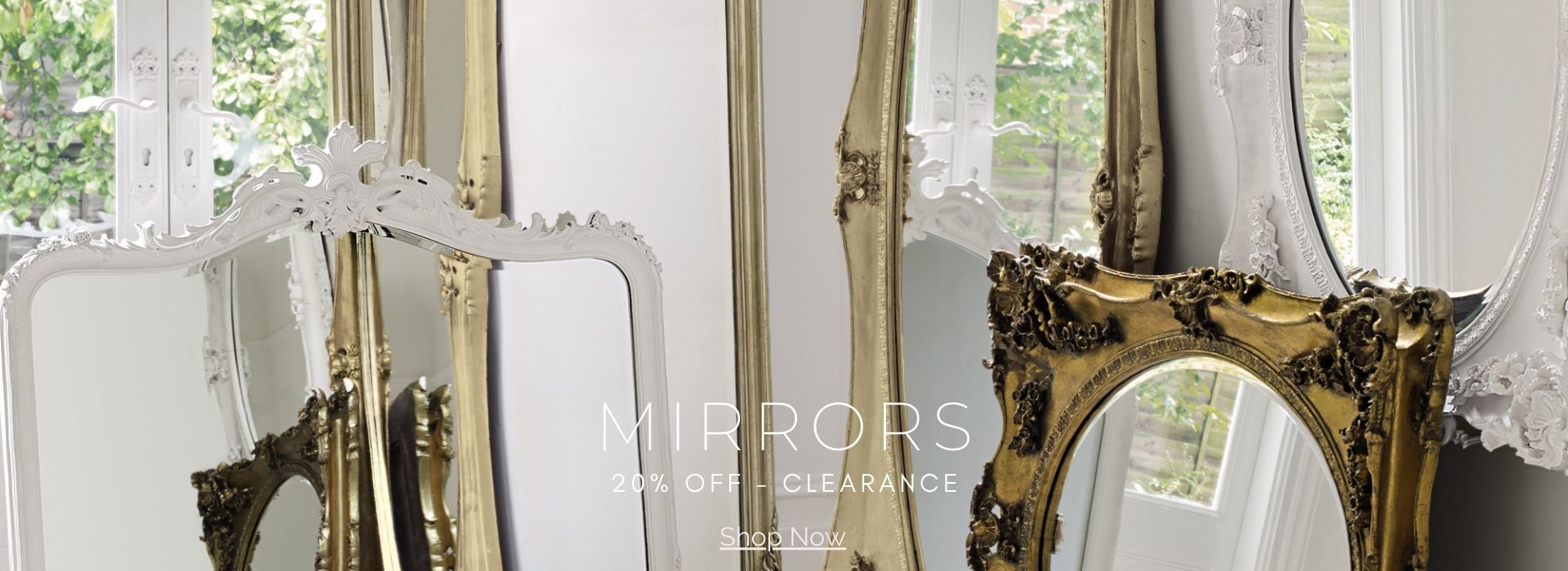 Espejos con molduras de diseño francés con descuento